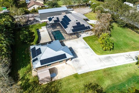 A home in Loxahatchee