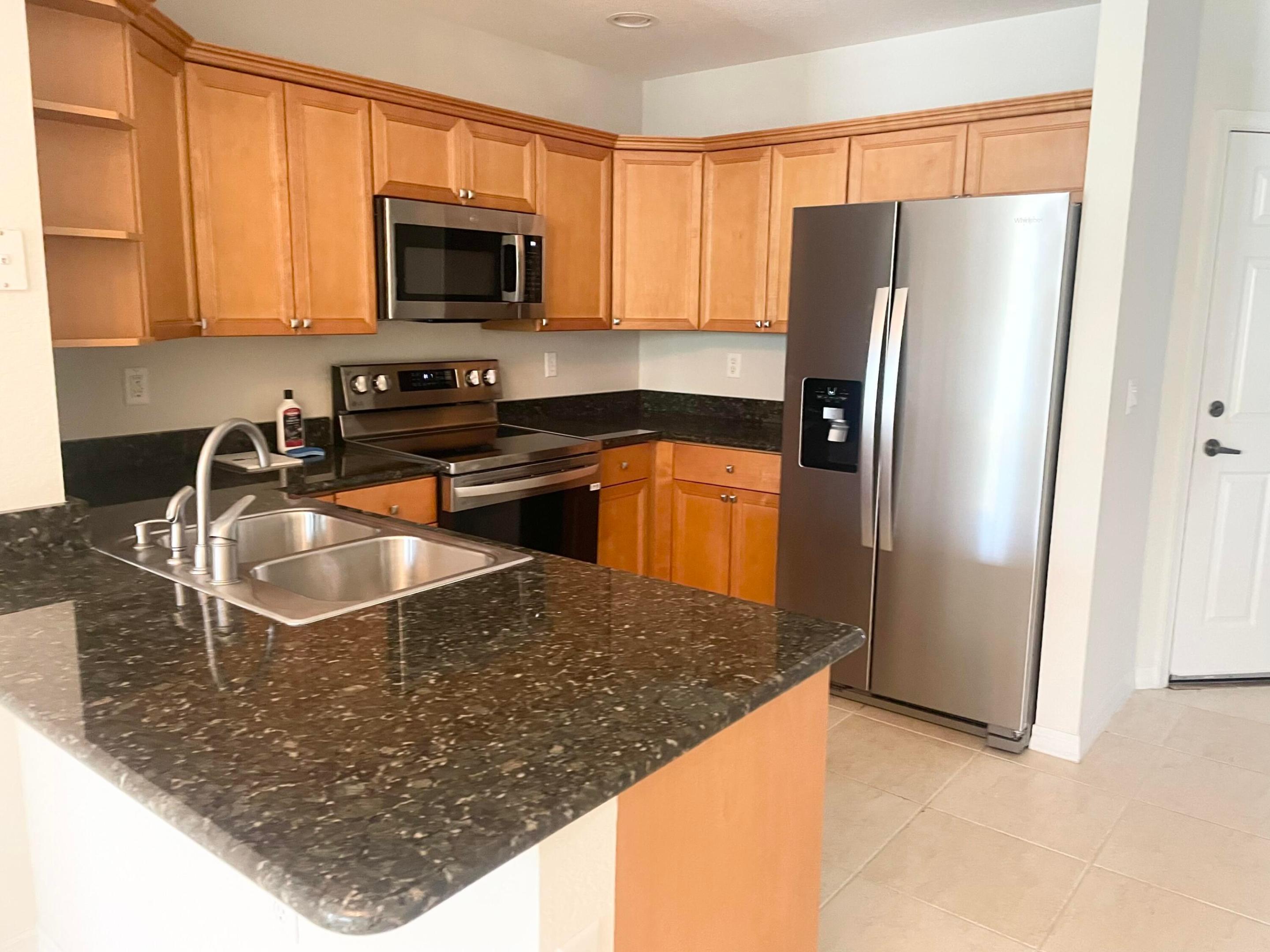 PINEAPPLE VILLAGE SOUTH - Residential