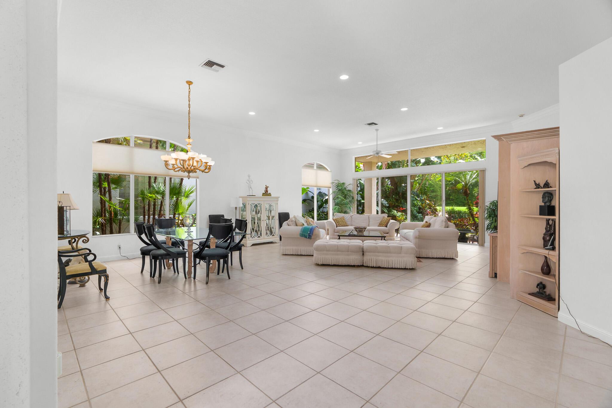 7695 Villa D Este Way