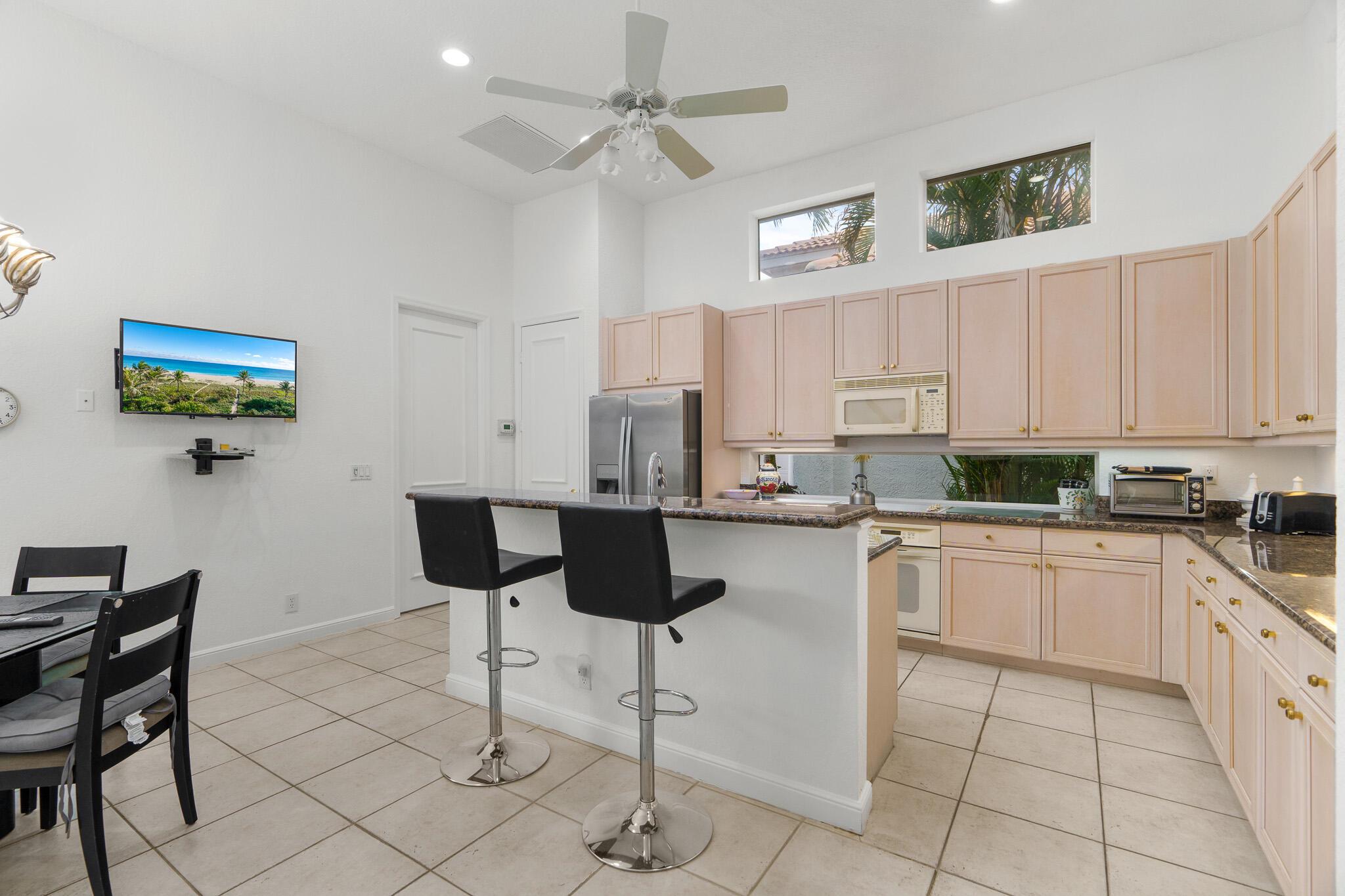 7695 Villa D Este Way