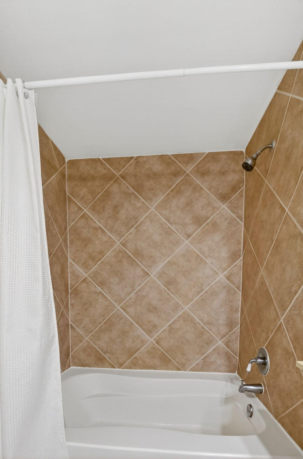 MOORINGS AT LANTANA - Residential