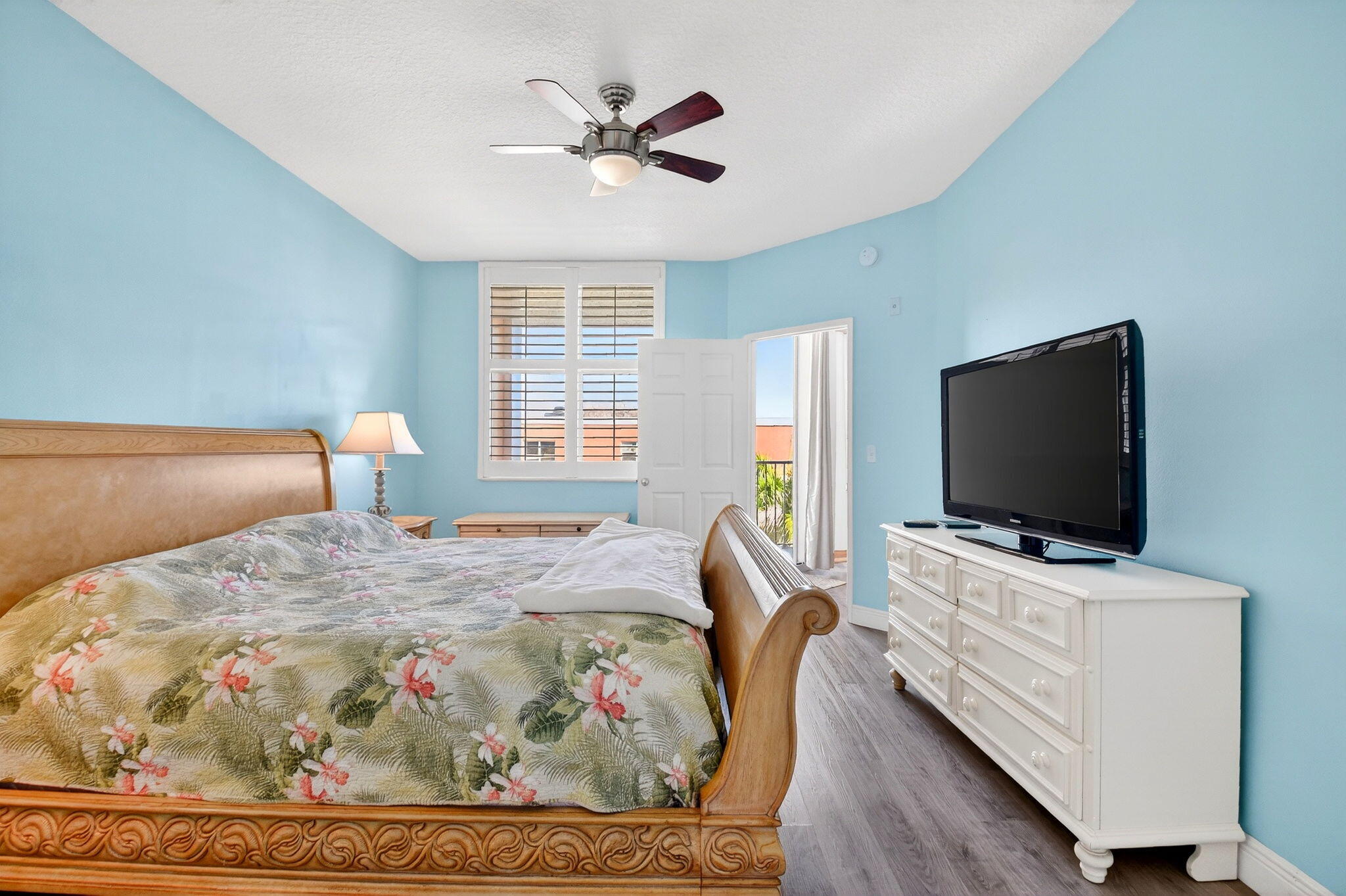 MOORINGS AT LANTANA - Residential