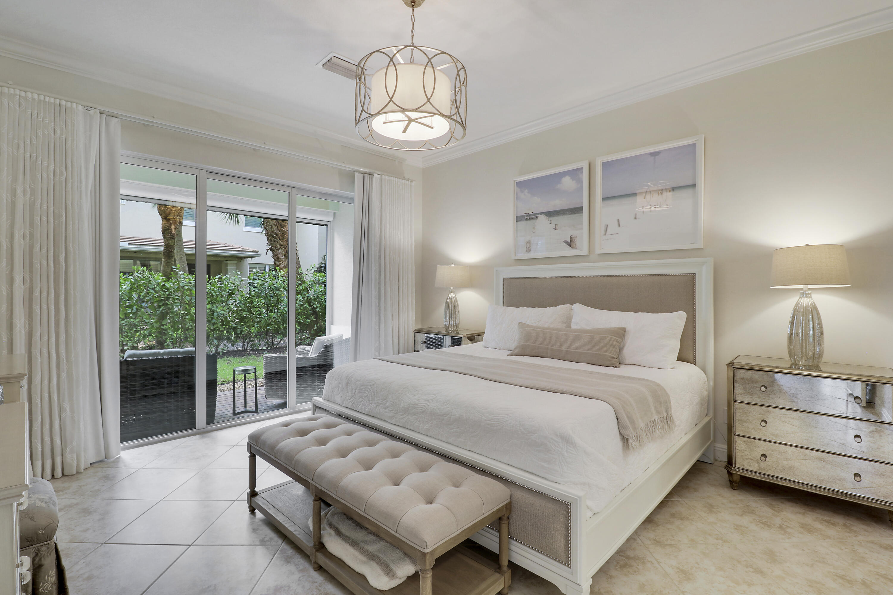 SOUTHAMPTON - Residential