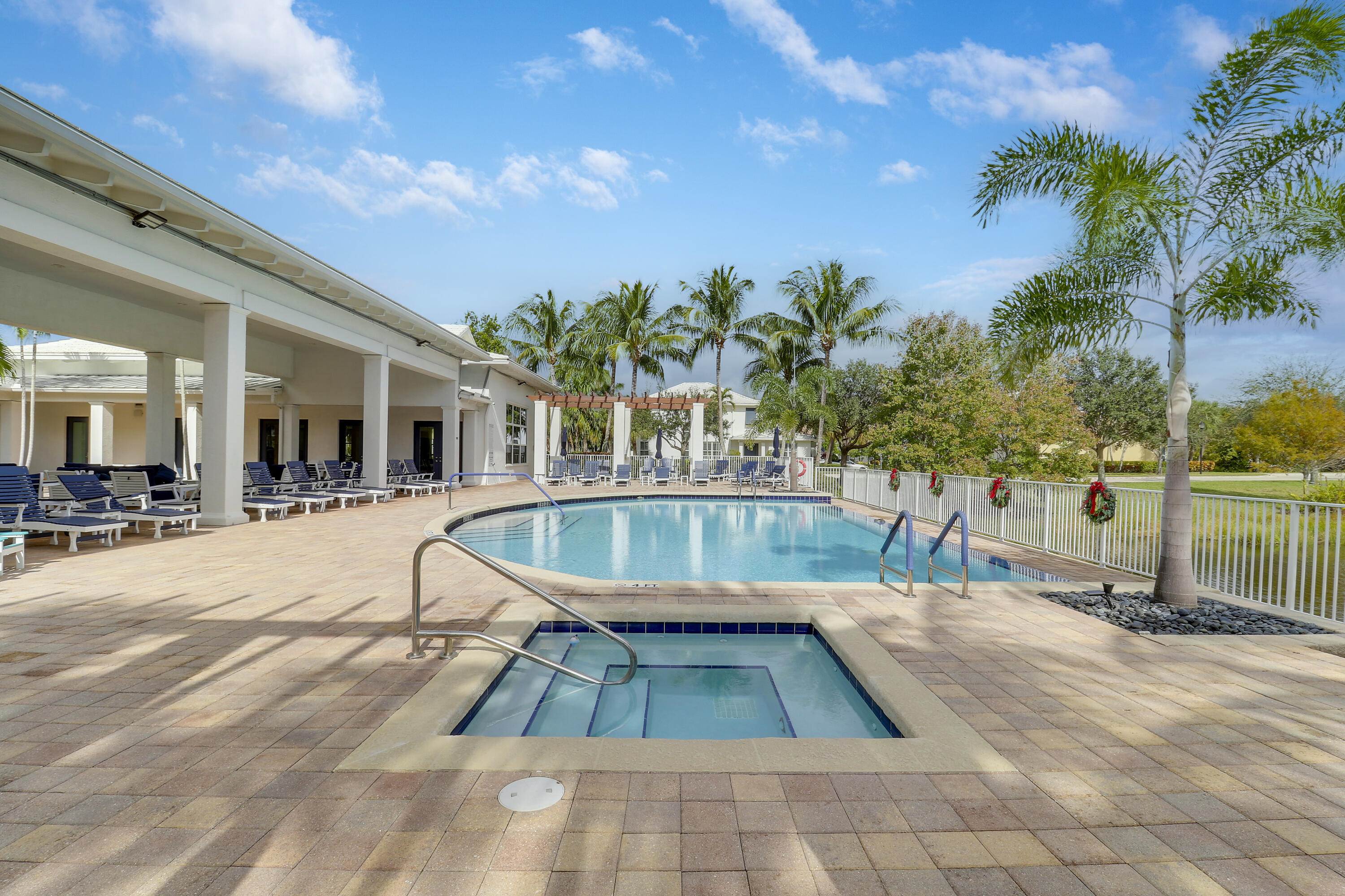 SOUTHAMPTON - Residential