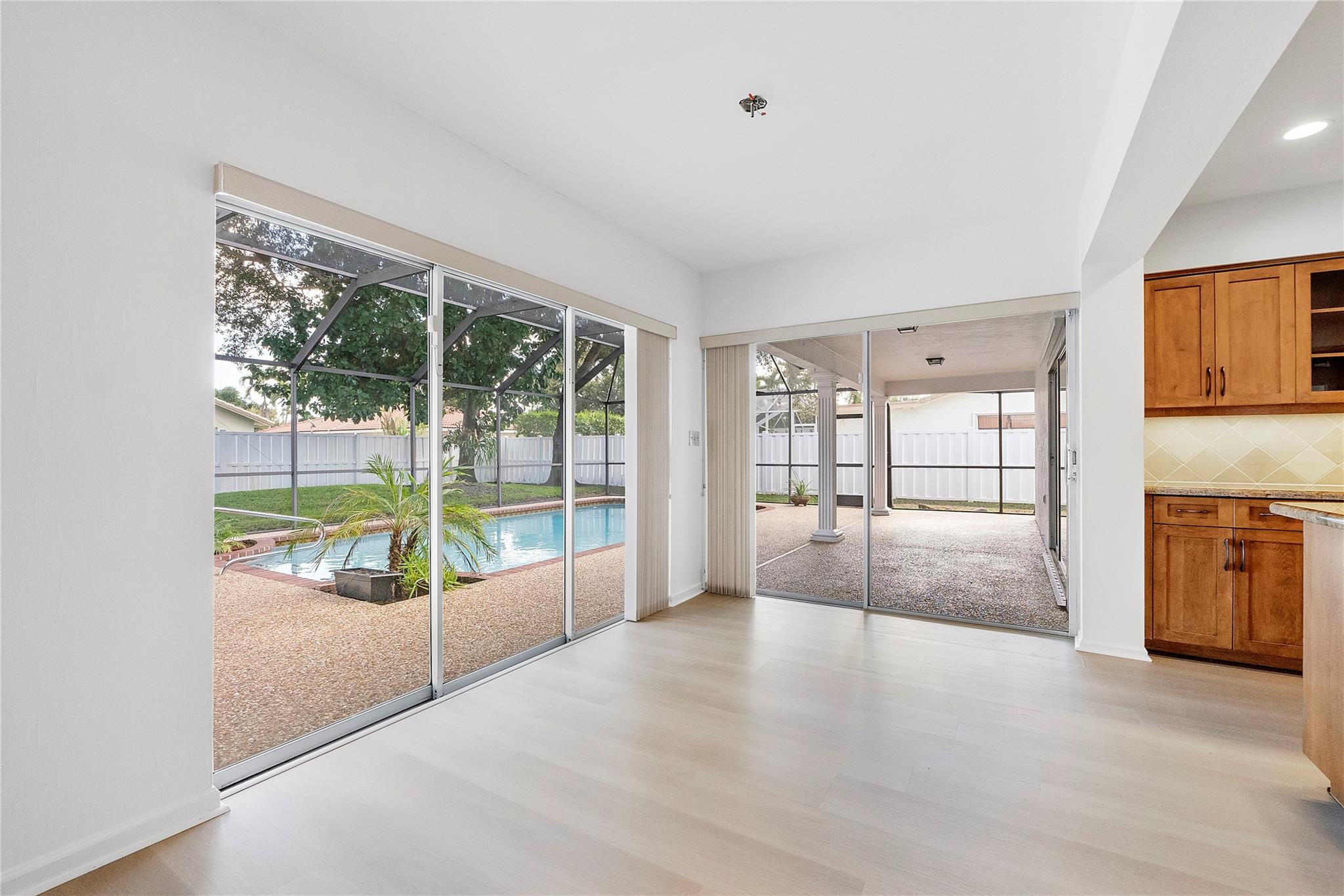 Shadow Wood 80-38 B - Residential