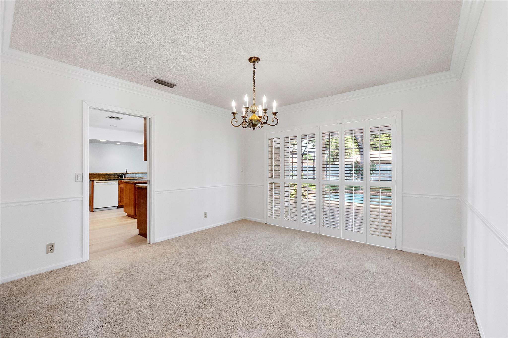 Shadow Wood 80-38 B - Residential