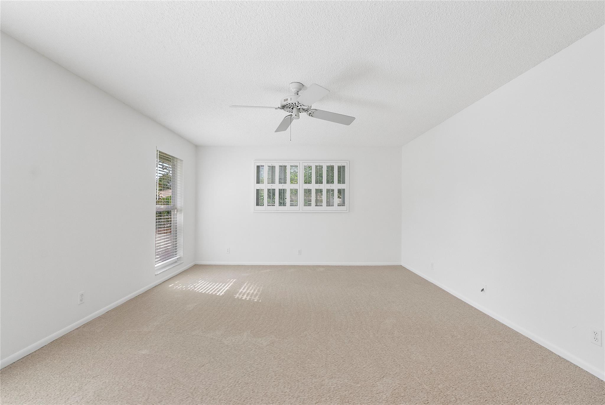 Shadow Wood 80-38 B - Residential