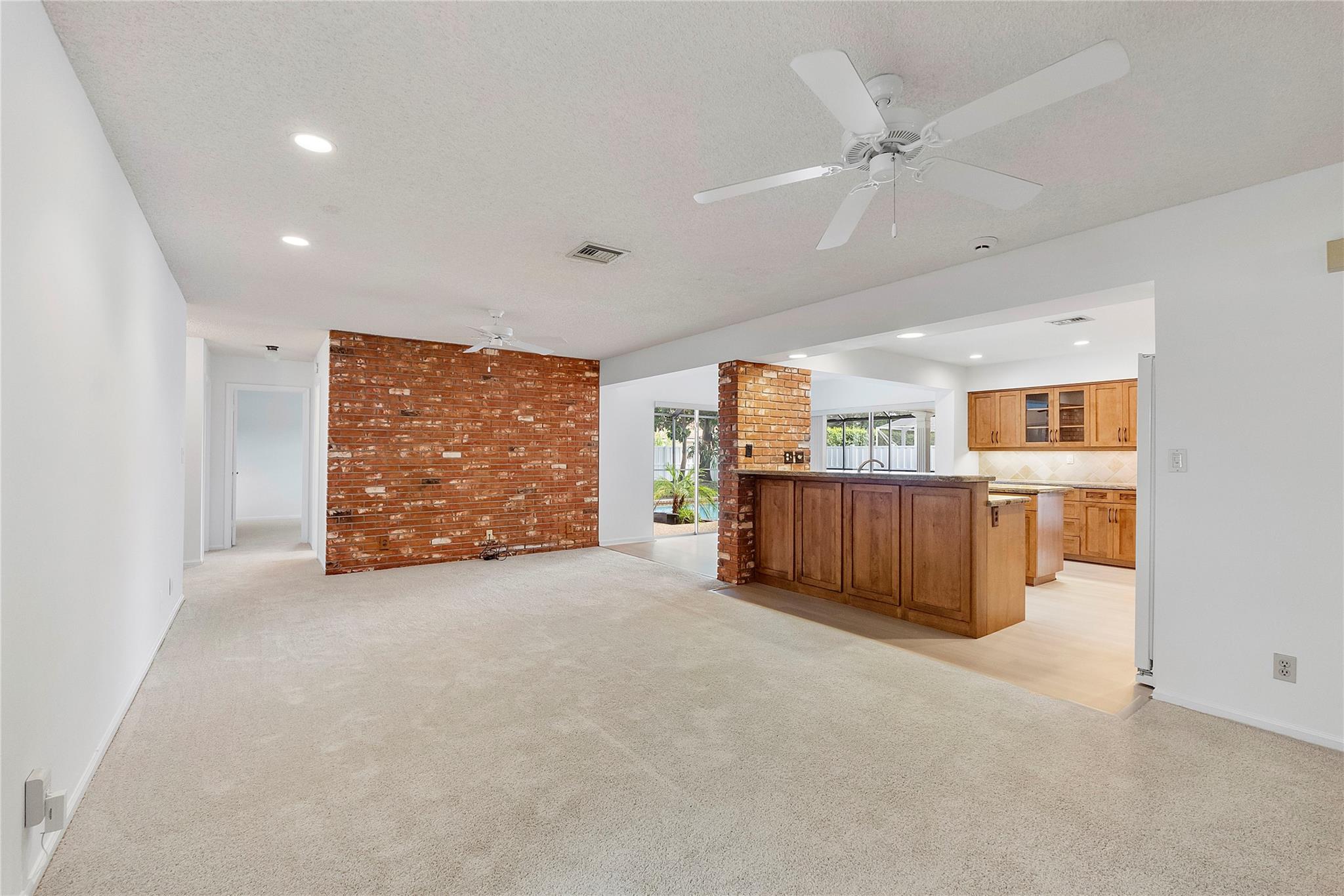 Shadow Wood 80-38 B - Residential