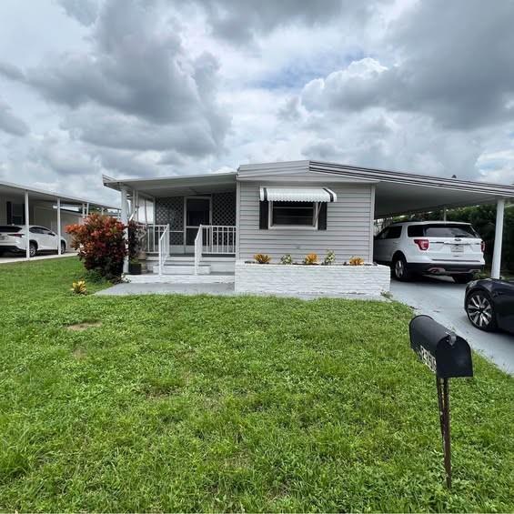 Affordable 3 bed 2 bath mobile home property located in Davie Fl. Spacious Florida room. Car port. Rapid approval