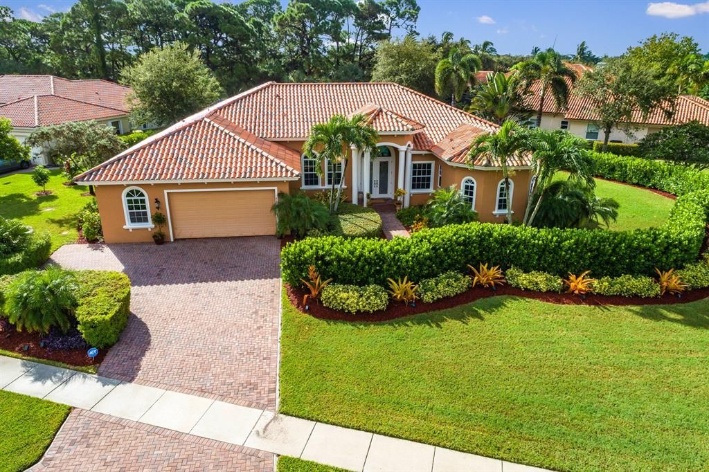 Photo of 8802 SE Oak Grove Terrace, Hobe Sound, FL 33455 (MLS # R10742033)