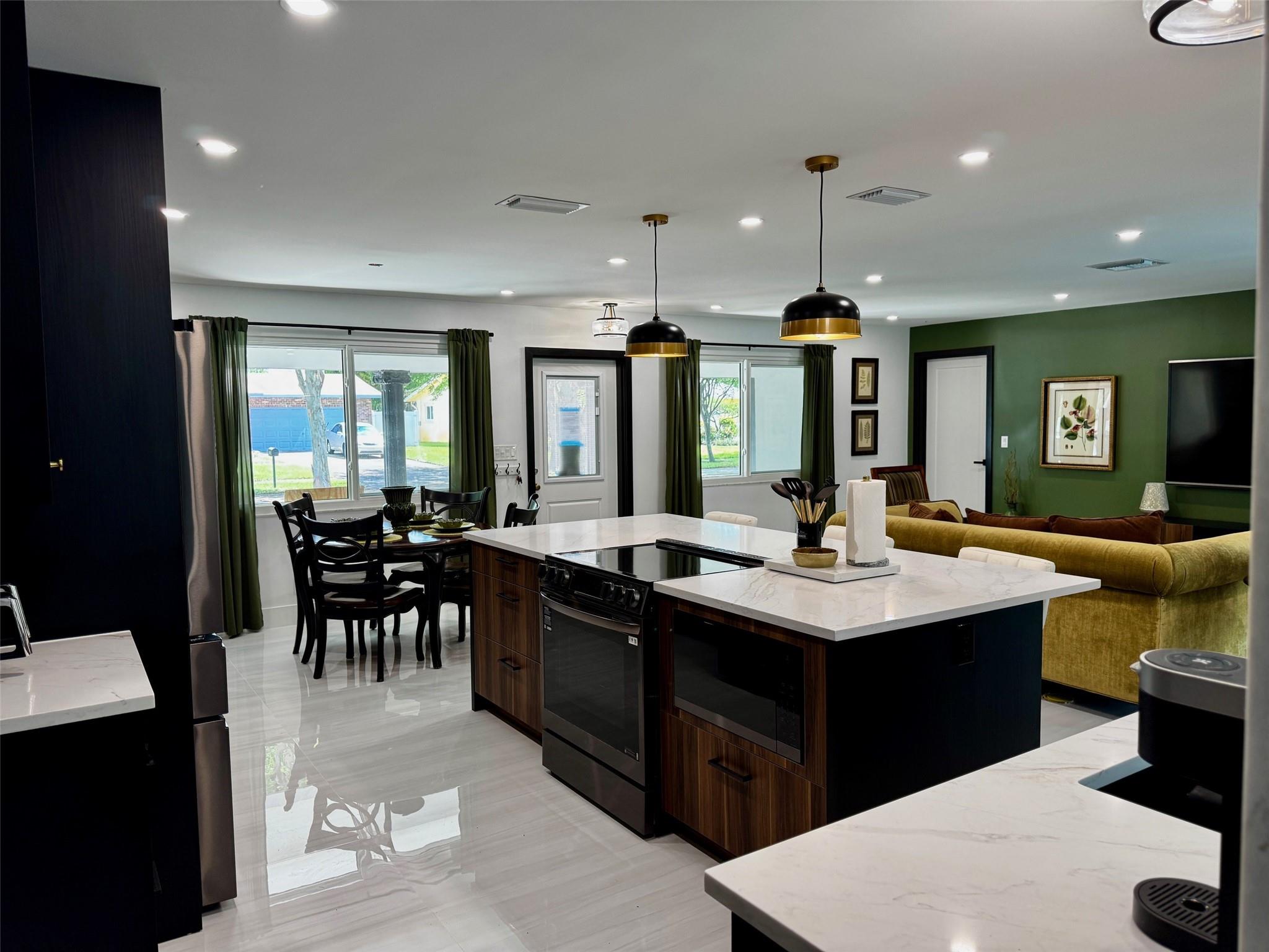Coconut Creek 11th Sec 74 - Residential Lease