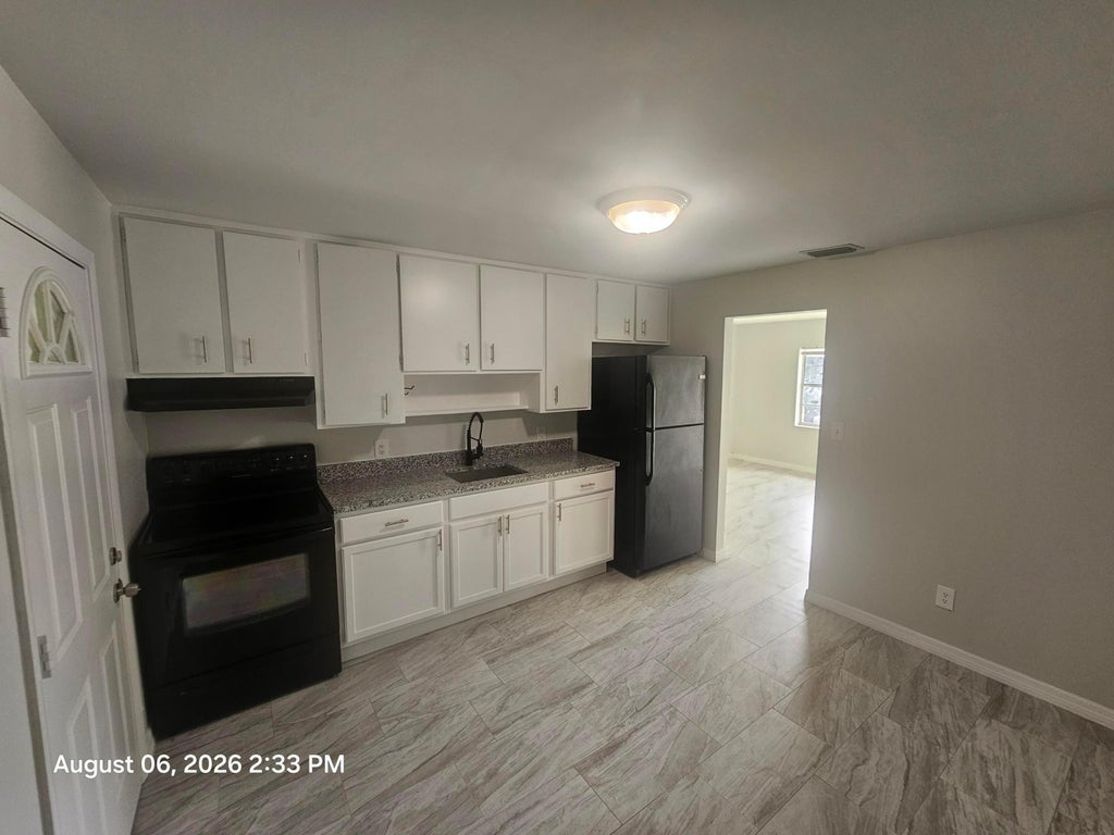 Photo of 2572 SENECA Avenue, Fort Pierce, FL 34946 (MLS # B26061418)