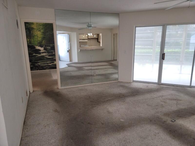 THE VILLAGE OF STUART CON - Residential