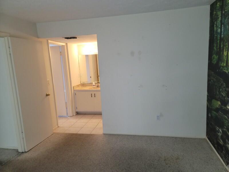 THE VILLAGE OF STUART CON - Residential