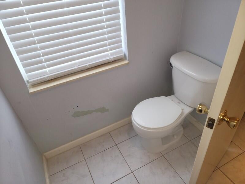 THE VILLAGE OF STUART CON - Residential