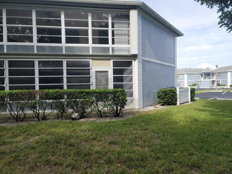 THE VILLAGE OF STUART CON - Residential