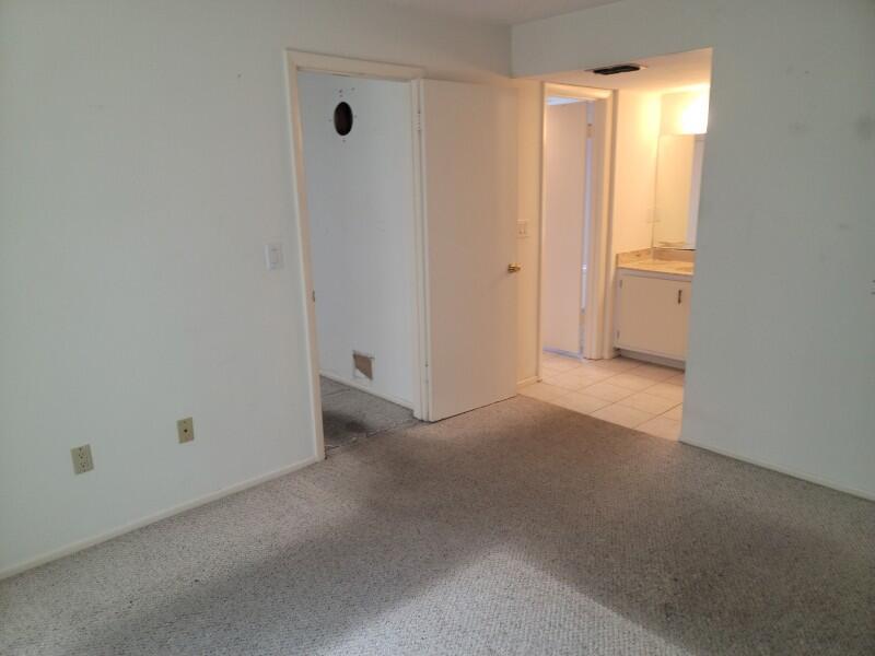 THE VILLAGE OF STUART CON - Residential