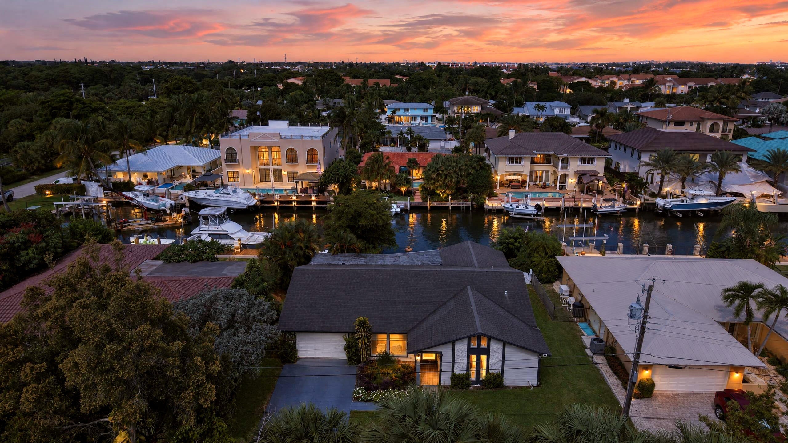 116 PERIWINKLE Drive