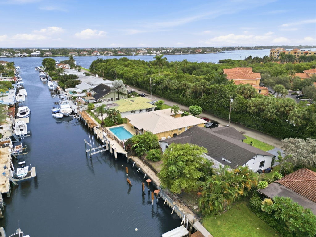 Photo of 116 PERIWINKLE Drive, Hypoluxo, FL 33462 (MLS # B26084630)