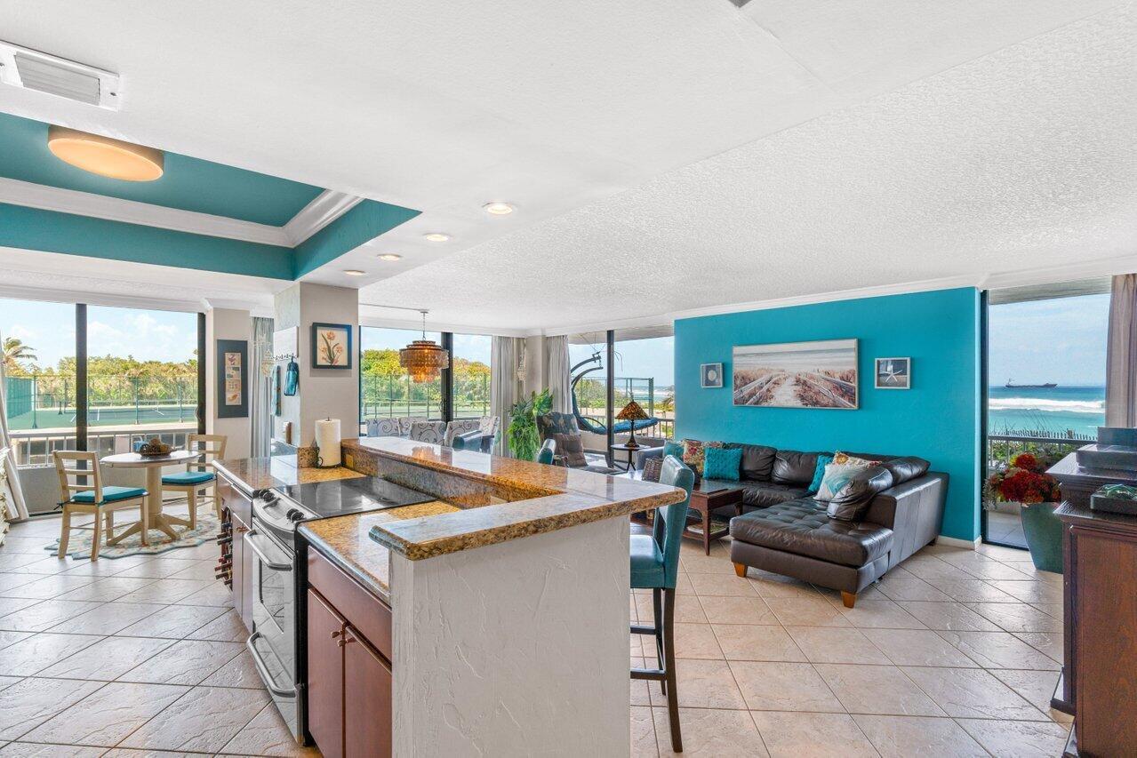5540 N Ocean Drive 1c