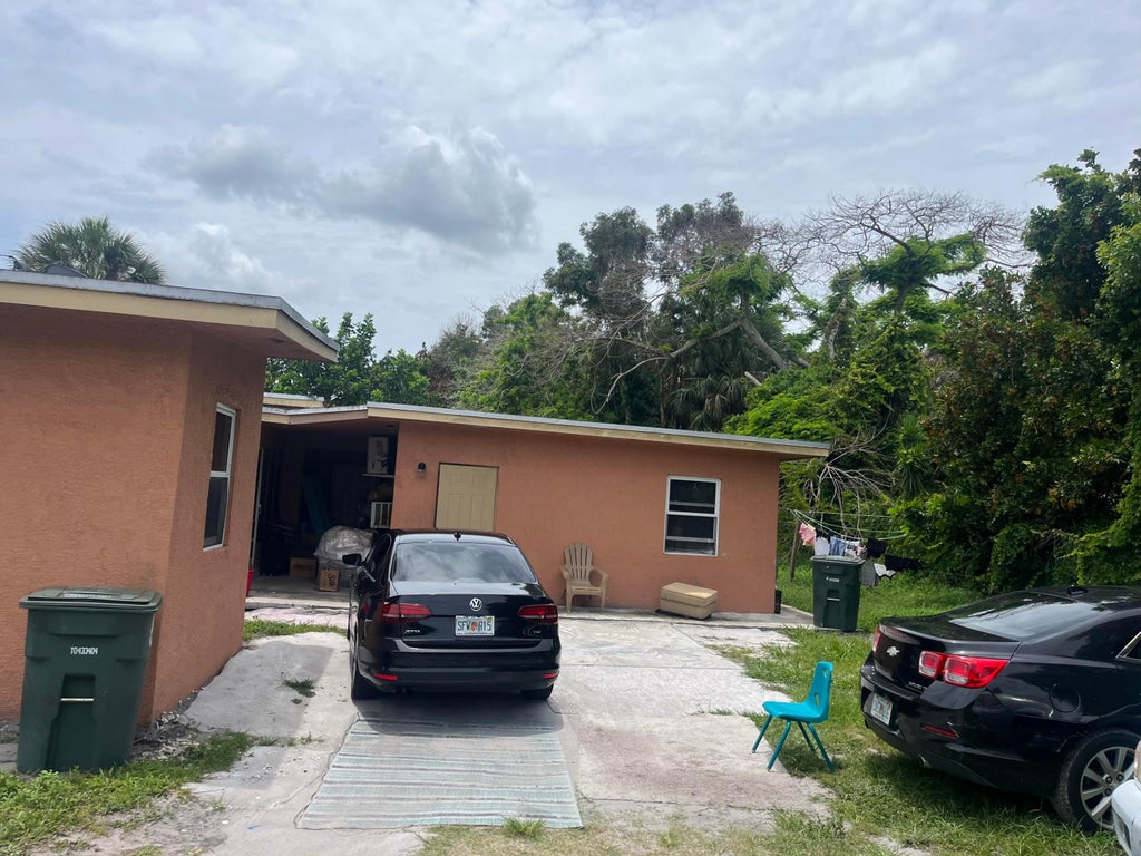 Photo of 301 Preston Court, Fort Pierce, FL 34950 (MLS # B26039050)
