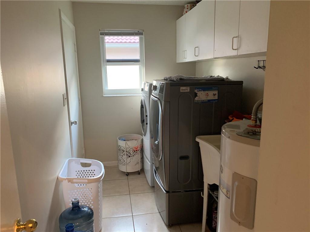Springs Gateway 127-17 B - Residential
