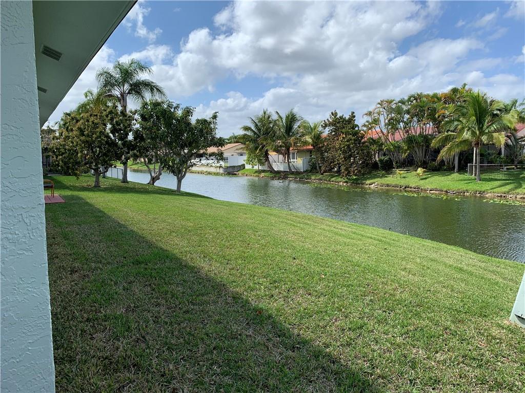 Springs Gateway 127-17 B - Residential