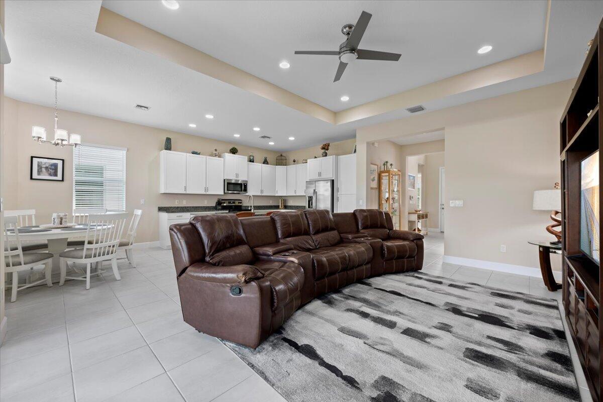 15763 Goldfinch Circle