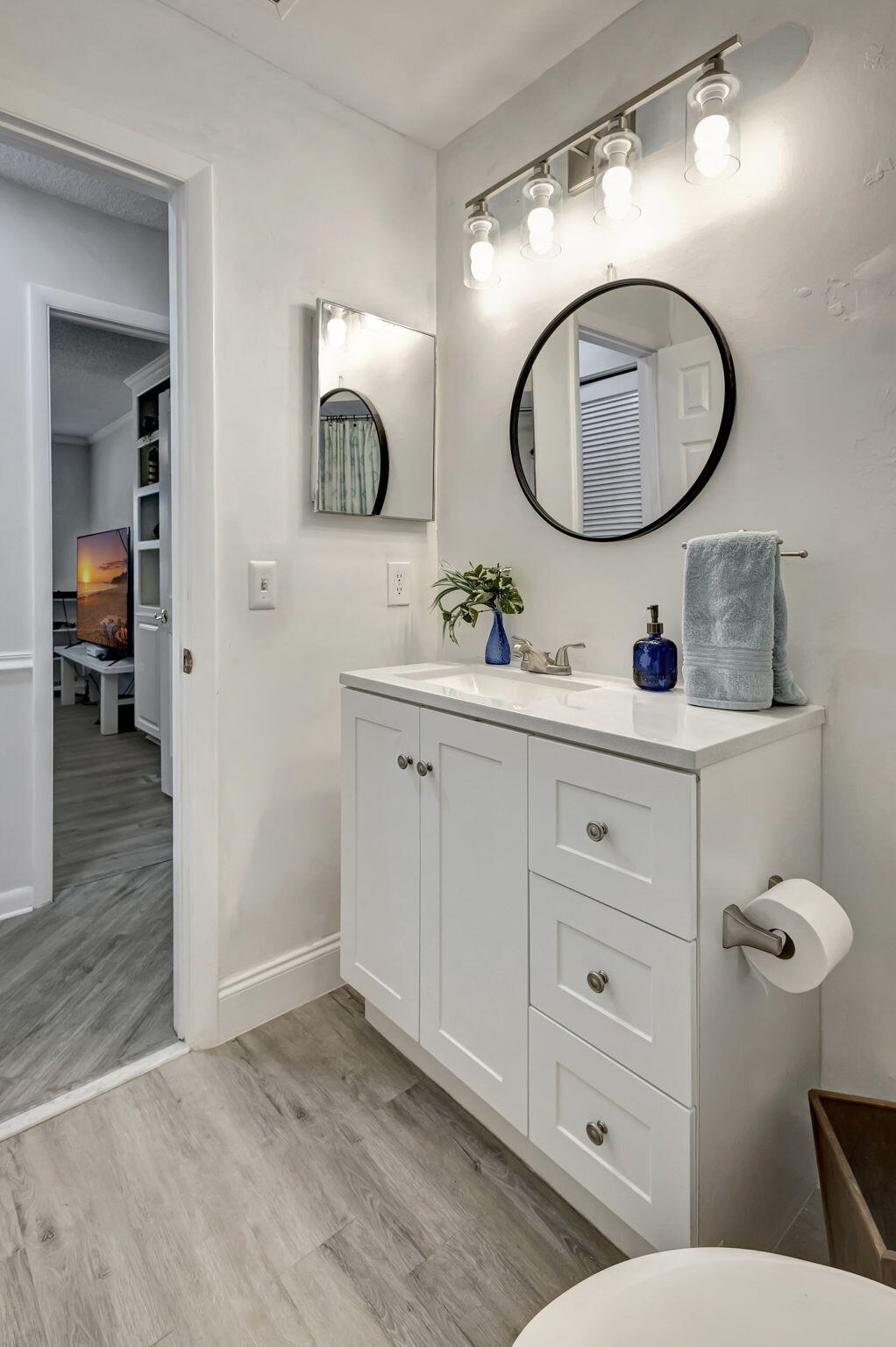 BELLA VISTA - Residential