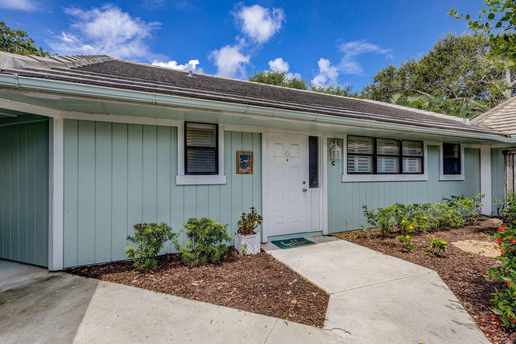 Photo of 1127 E Seminole Avenue #22c, Jupiter, FL 33477 (MLS # R11167866)