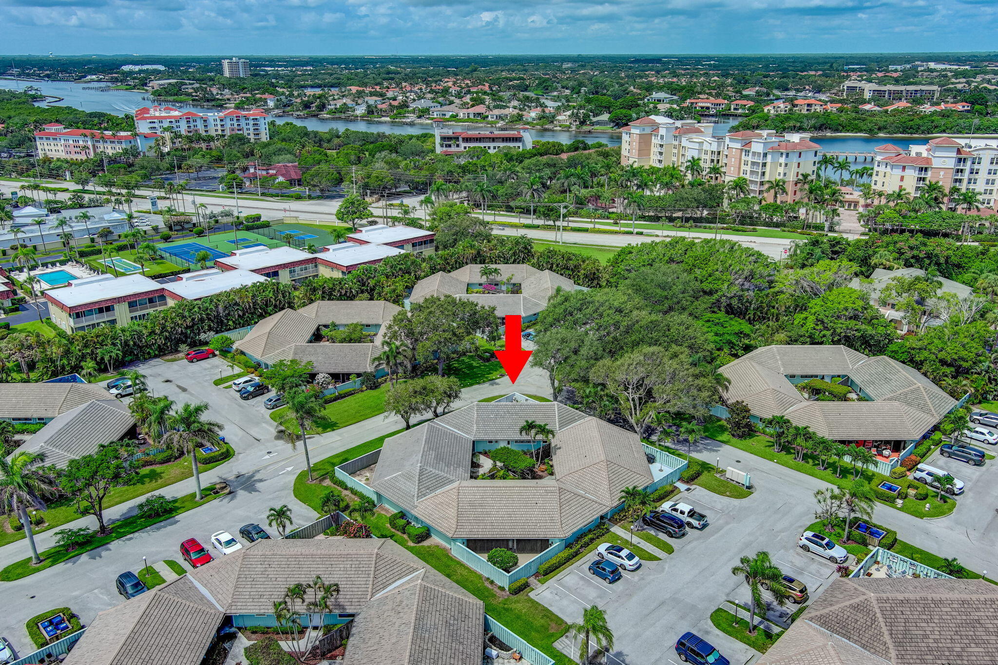 BELLA VISTA - Residential