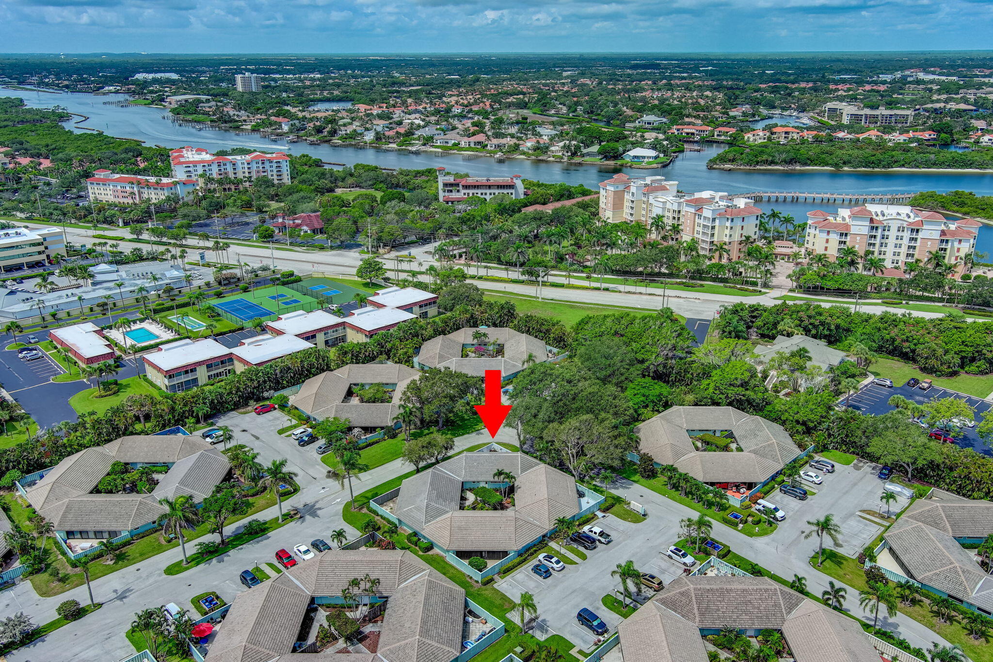 BELLA VISTA - Residential