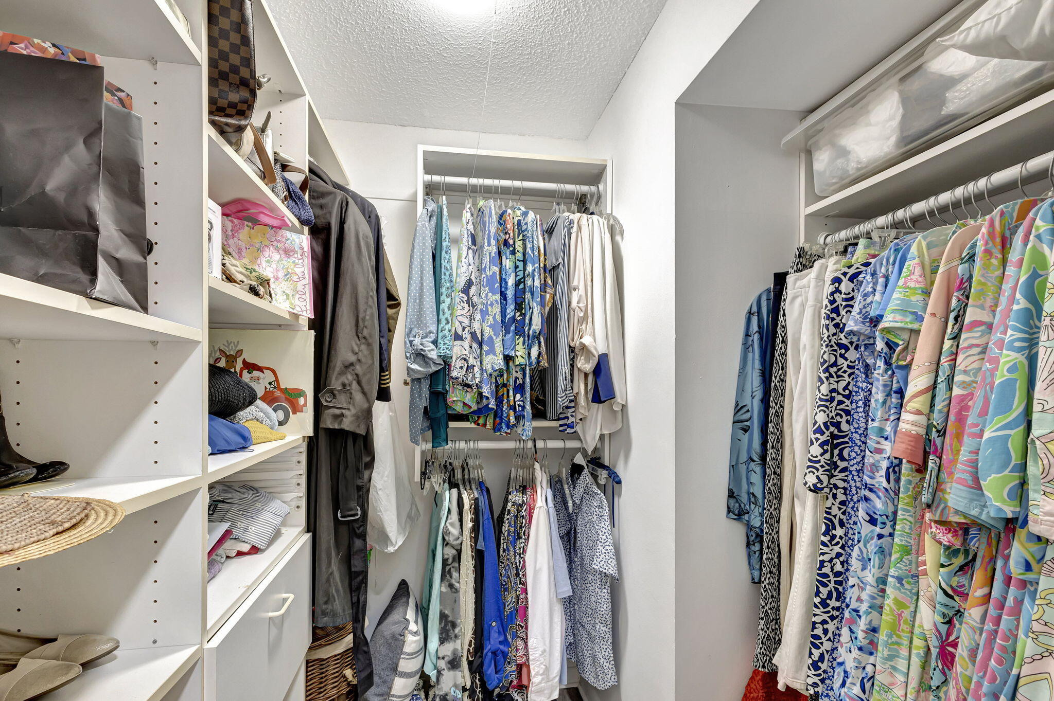 BELLA VISTA - Residential