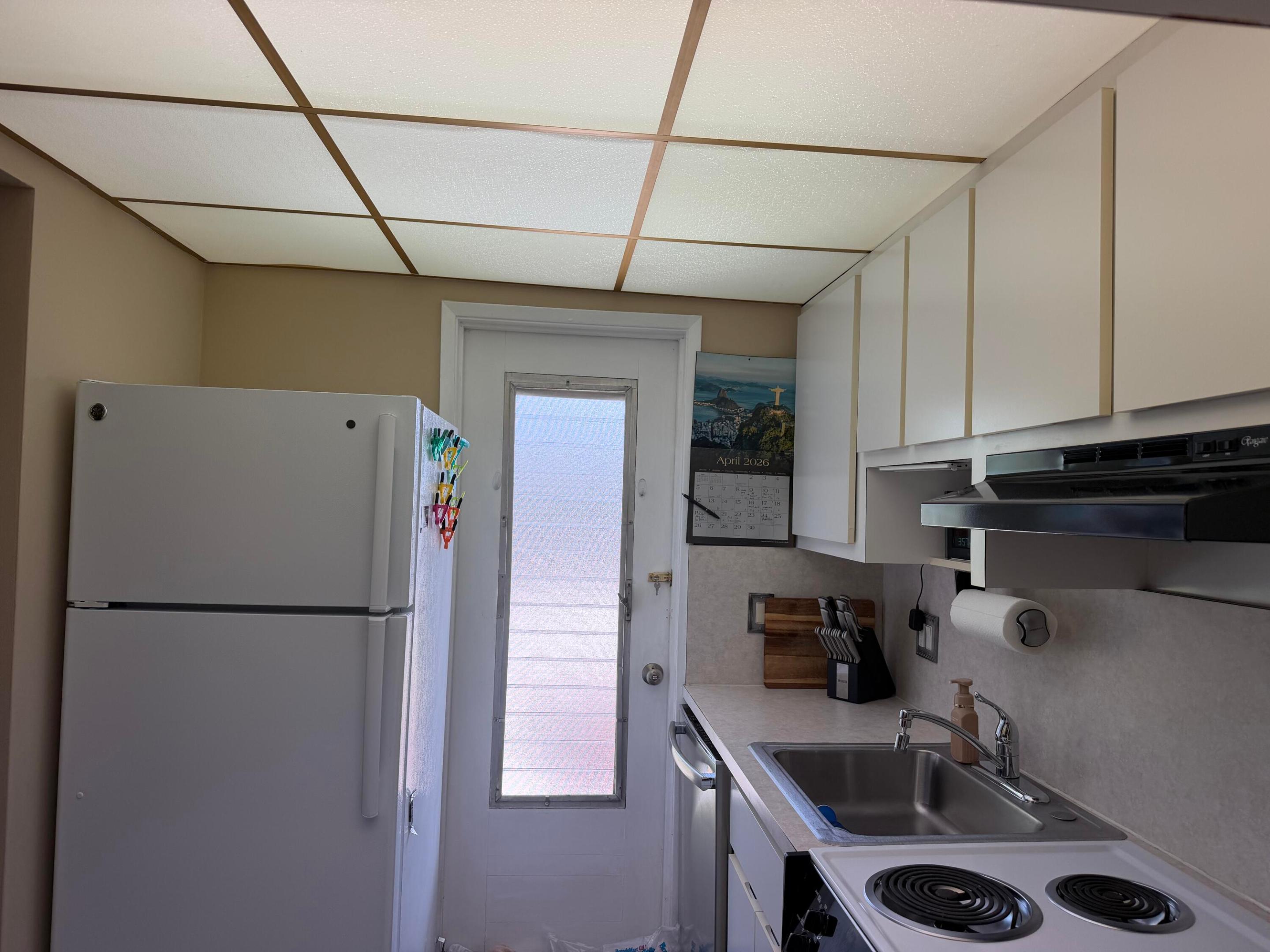 LIGHTHOUSE POINT GARDENS SOUTH - Residential