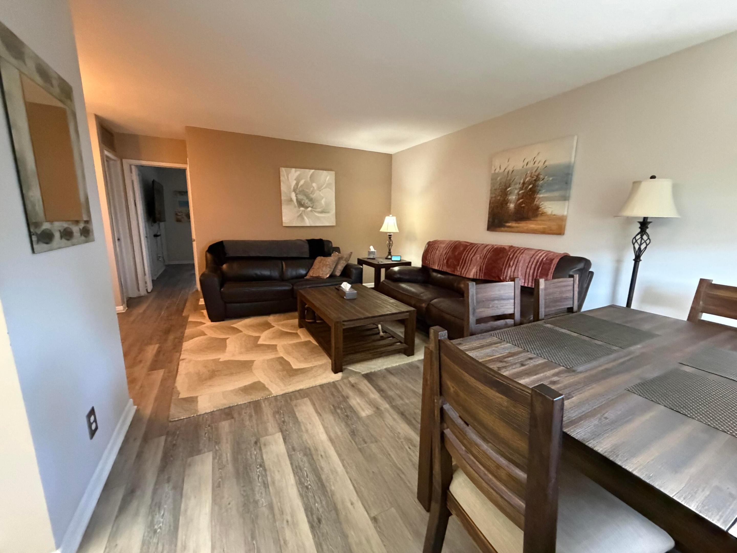 2050 NE 39th Street NE S103