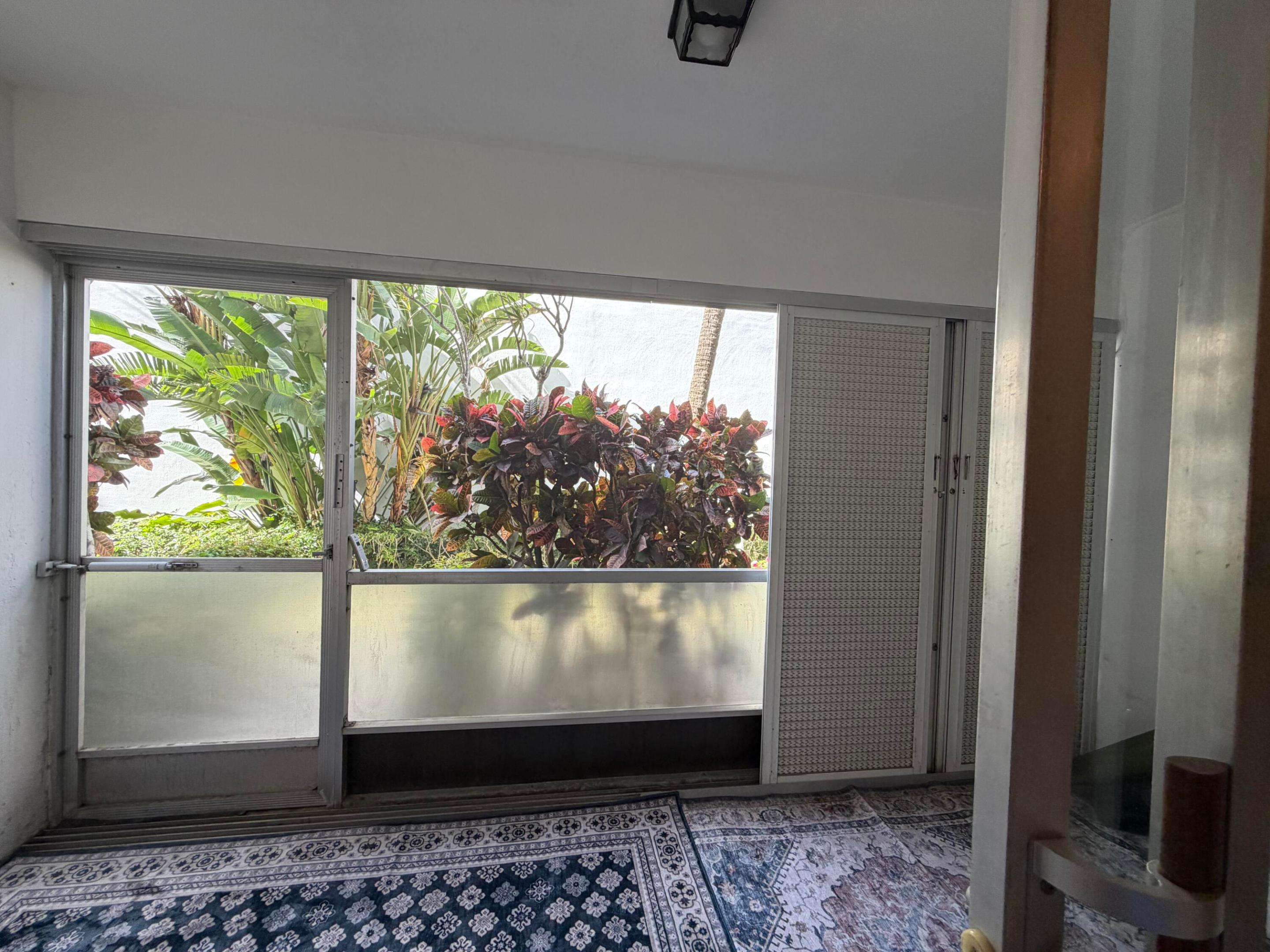 LIGHTHOUSE POINT GARDENS SOUTH - Residential