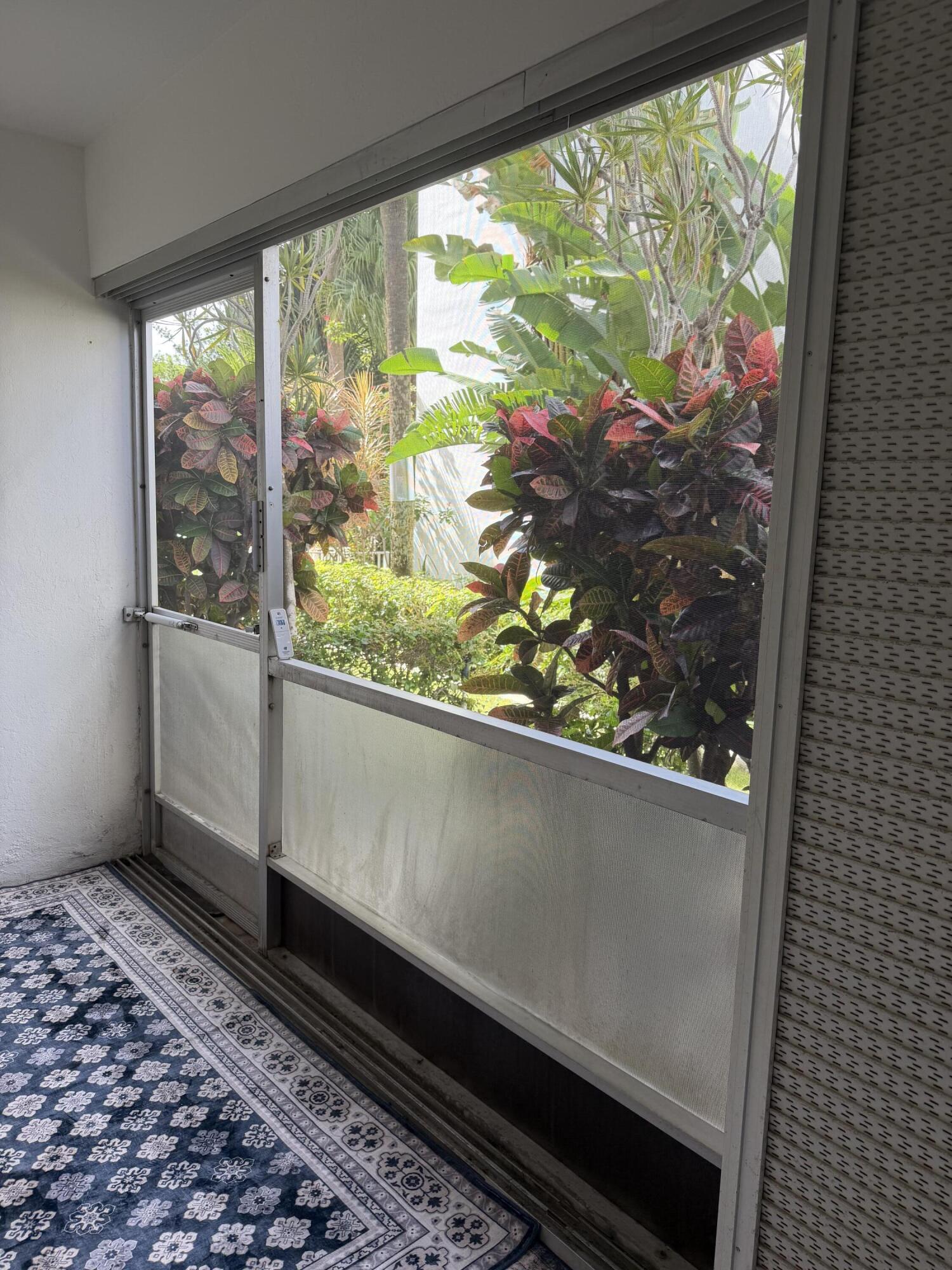 LIGHTHOUSE POINT GARDENS SOUTH - Residential