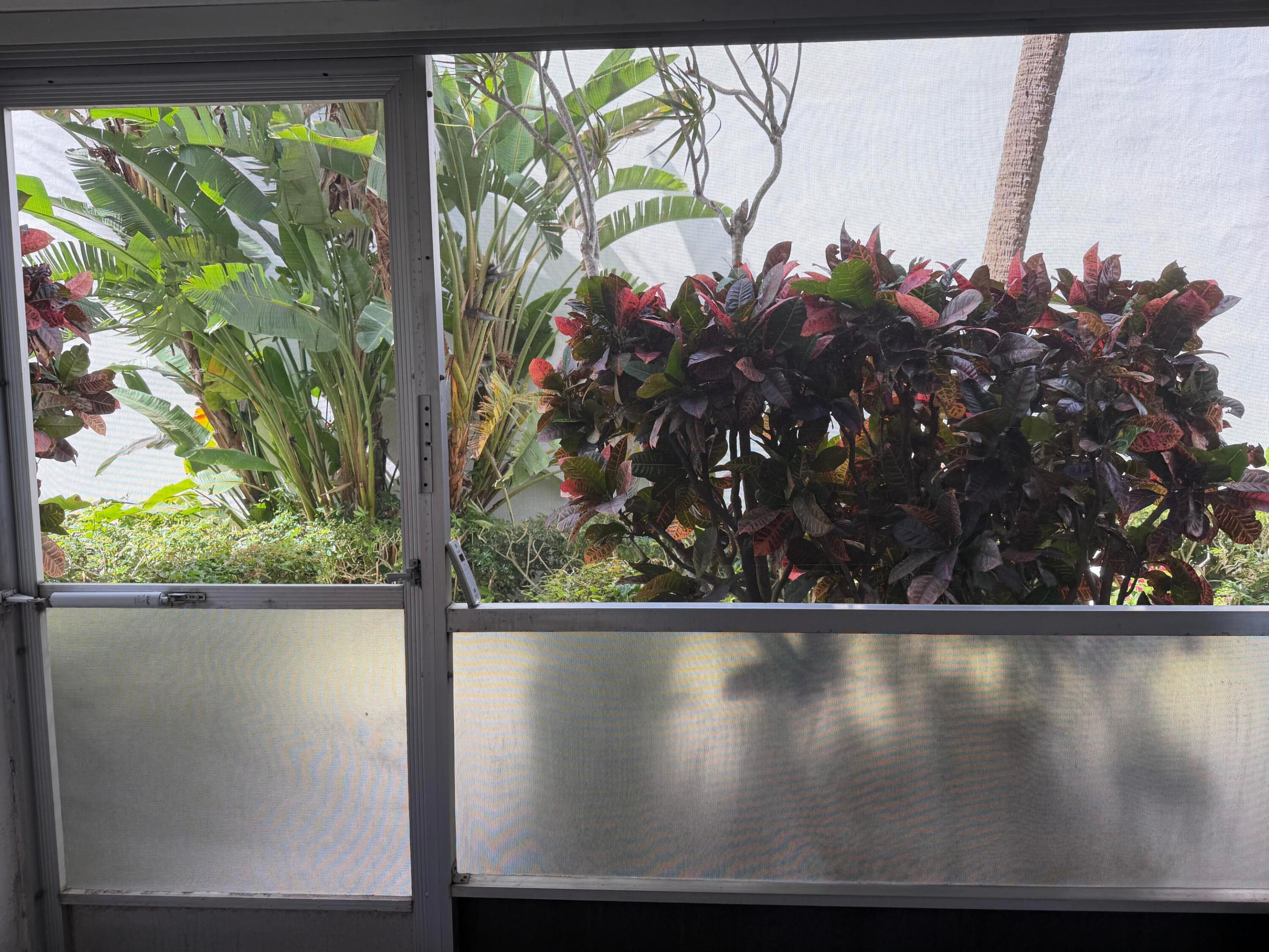 LIGHTHOUSE POINT GARDENS SOUTH - Residential