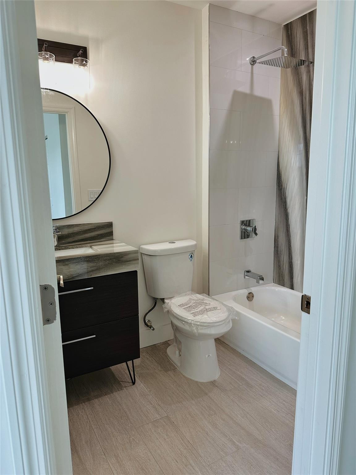 CASAVISTA II - Residential Lease