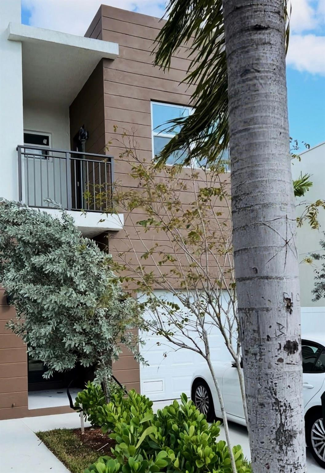 CASAVISTA II - Residential Lease