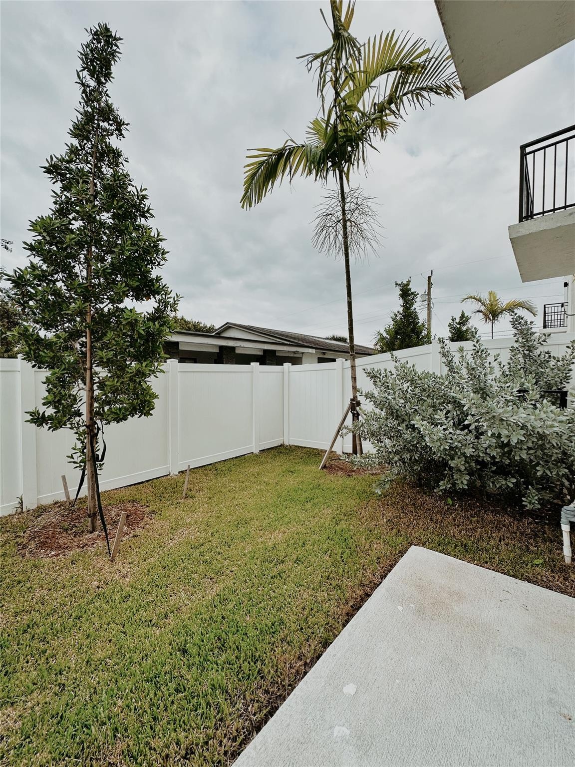CASAVISTA II - Residential Lease