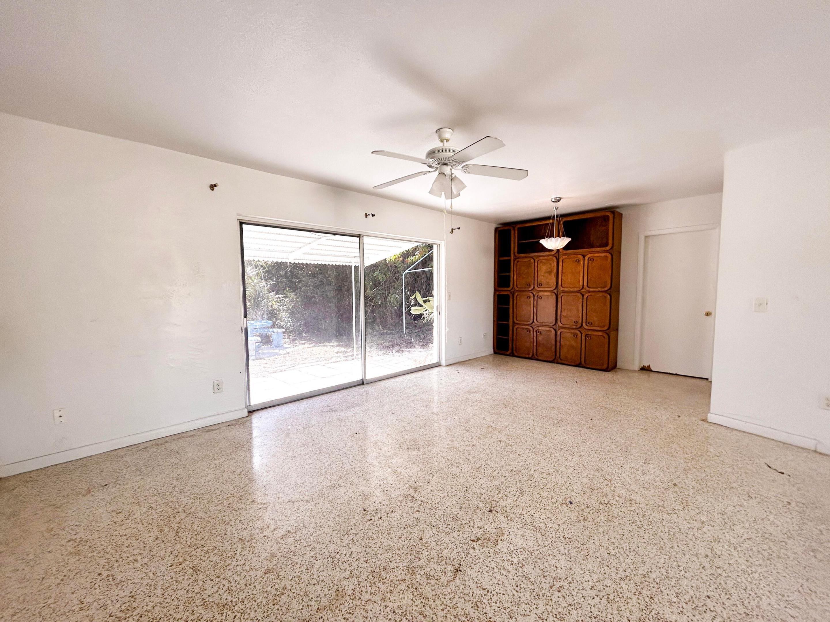 RIVER PARK UNIT 5 - Residential