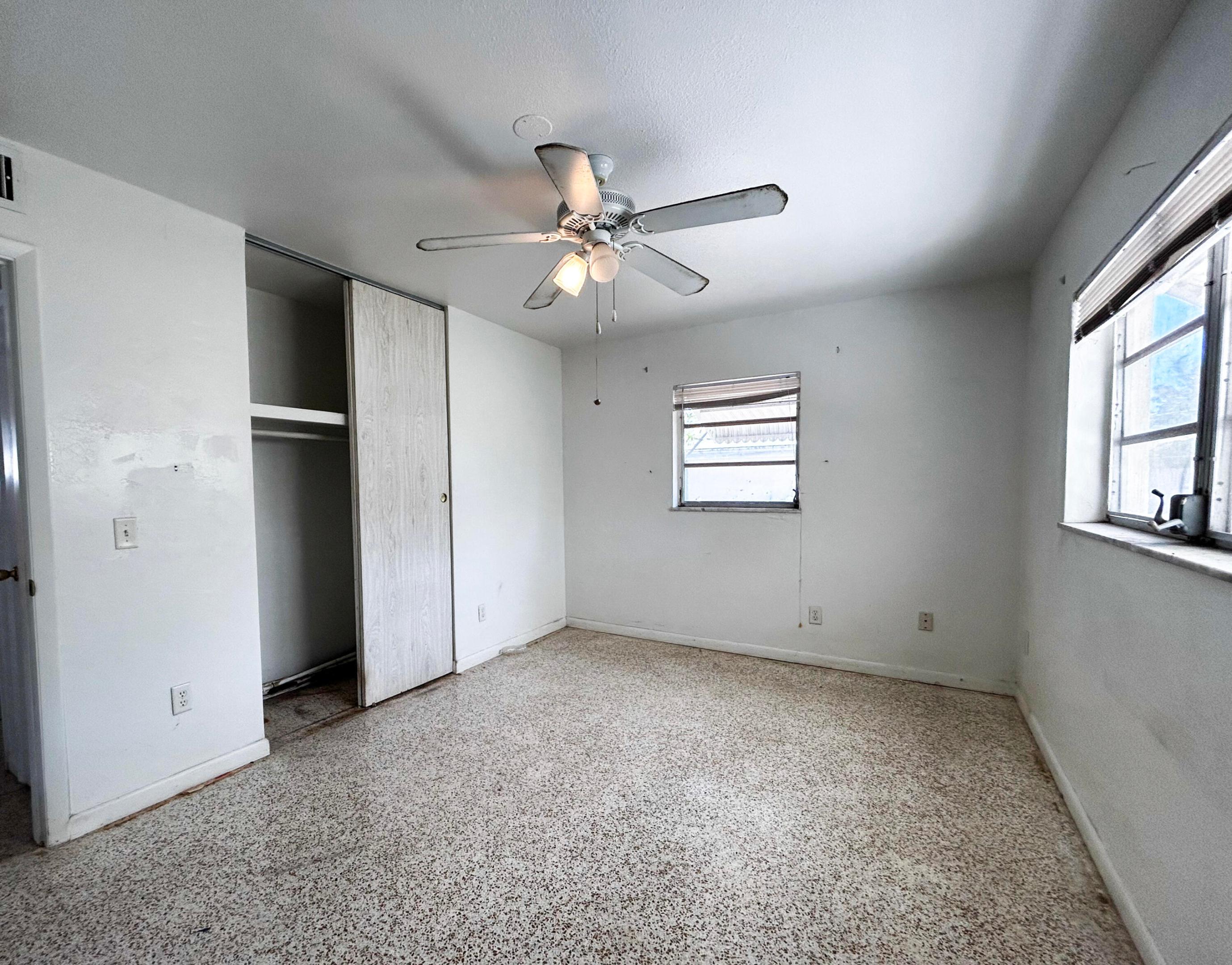 RIVER PARK UNIT 5 - Residential