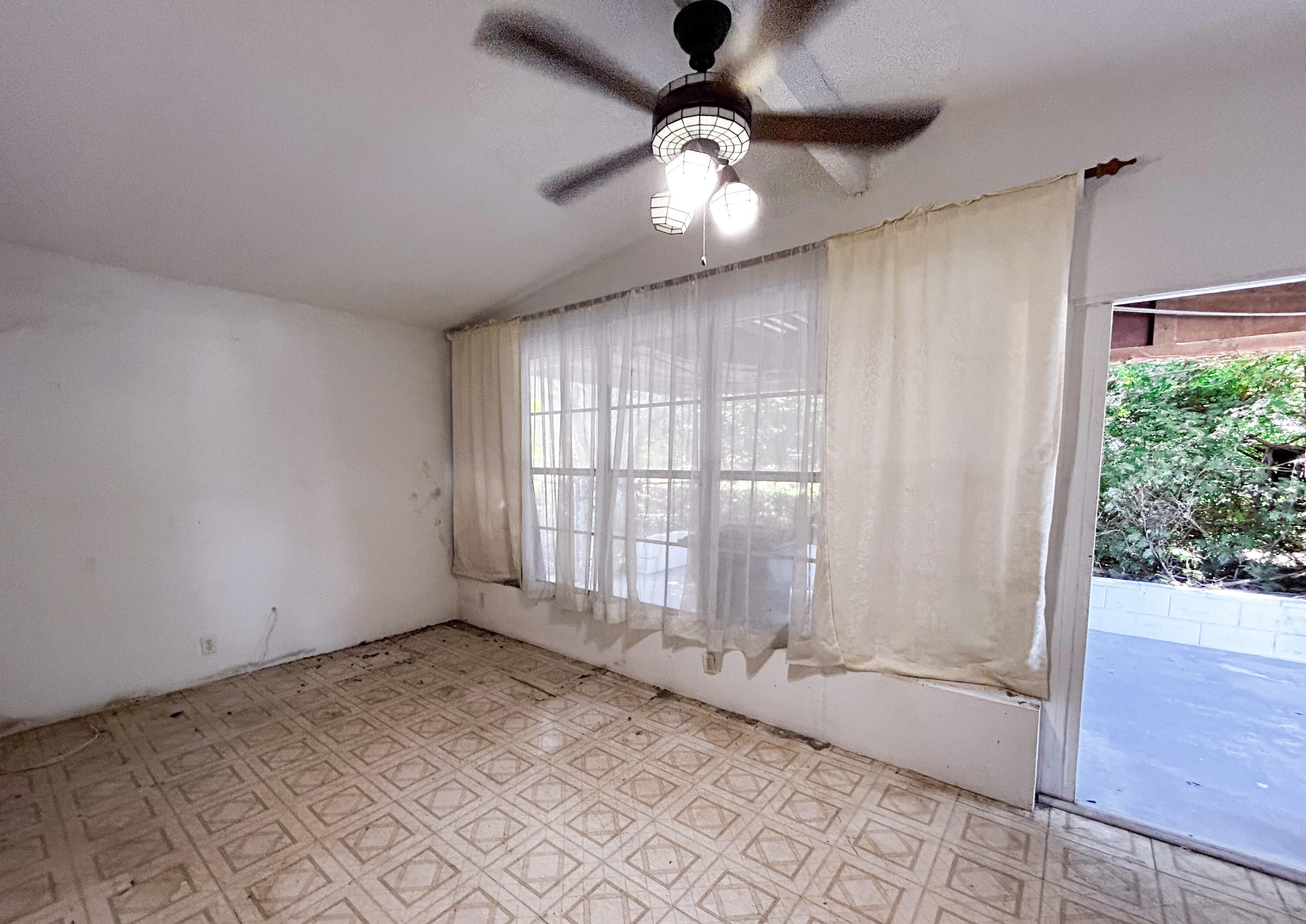 RIVER PARK UNIT 5 - Residential