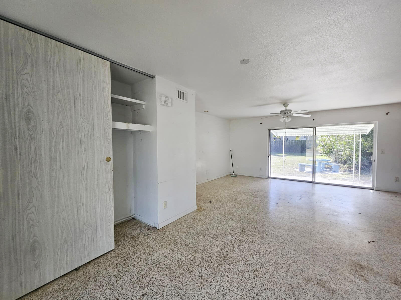 RIVER PARK UNIT 5 - Residential