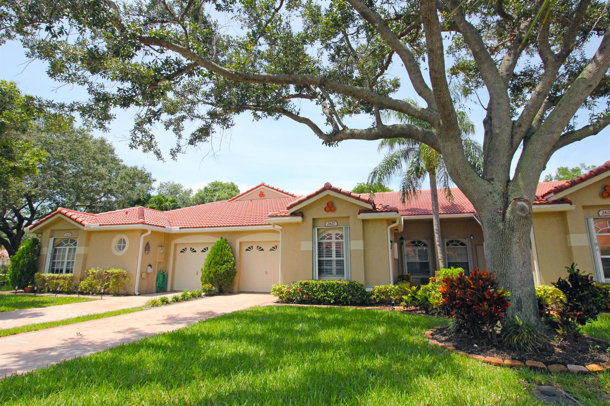This beautiful lakefront villa is tastefully furnished and is ready to rent immediately. The quiet, laid-back neighborhood is loaded with amenities, is close-knit...and close to everything. World-class beaches are a mile and a half away...waterfront dining, shopping and nightlife are even closer, as is Caloosa Park - a 64+acres park offering soccer, basketball, racquetball, pickleball, tennis, baseball, biking, fitness trail, bbq sites and more. Delray Beach and renowned Atlantic Ave, are also just minutes away. Palm Beach Intn. Airport is a mere 11mi. drive, and Ft. Lauderdale Intn. only 34mi...All the comforts you want, all convenience you need. From sunrise to sunset this is South Florida Living at its finest.