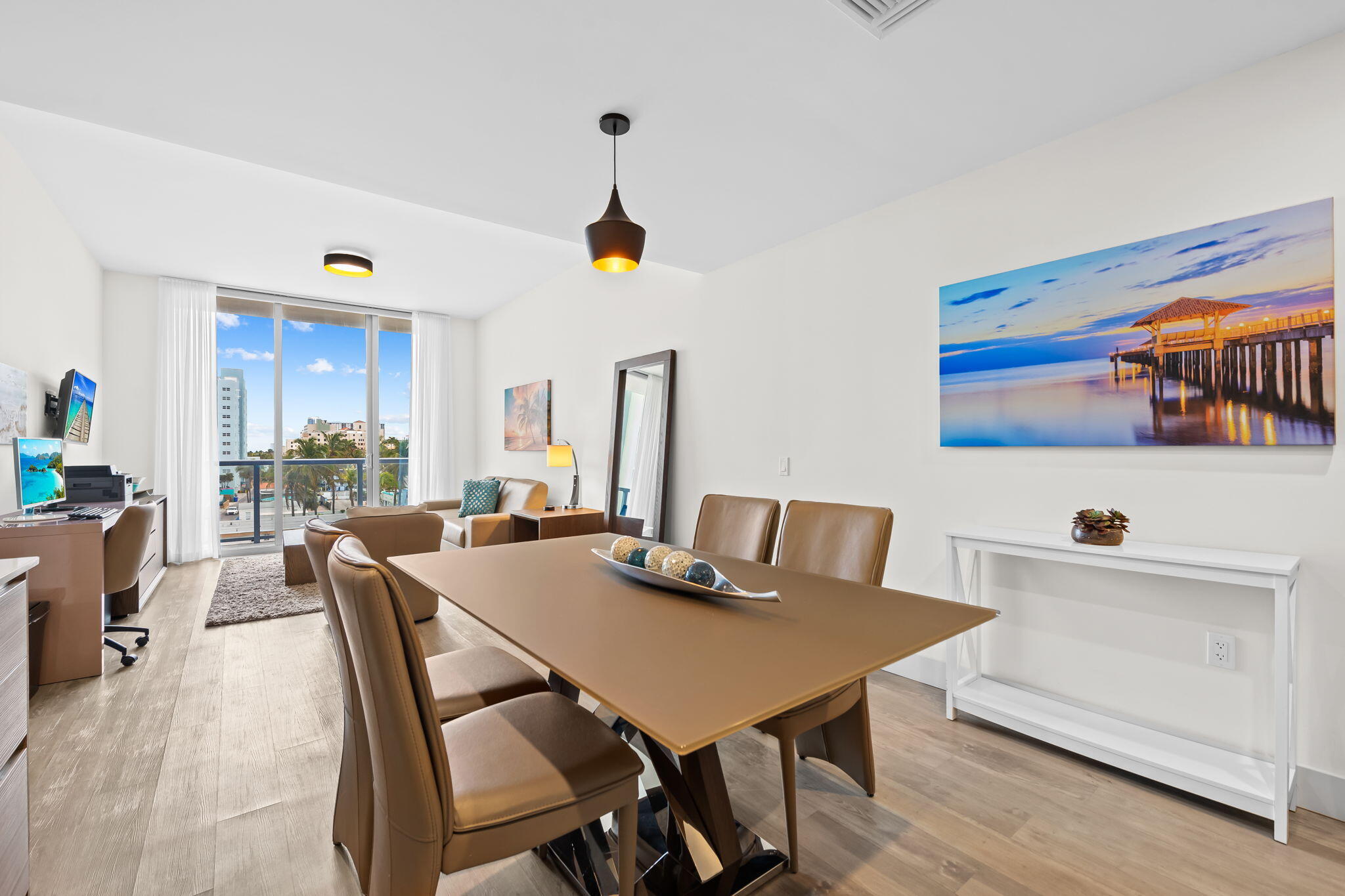 COSTA HOLLYWOOD CONDO - Residential