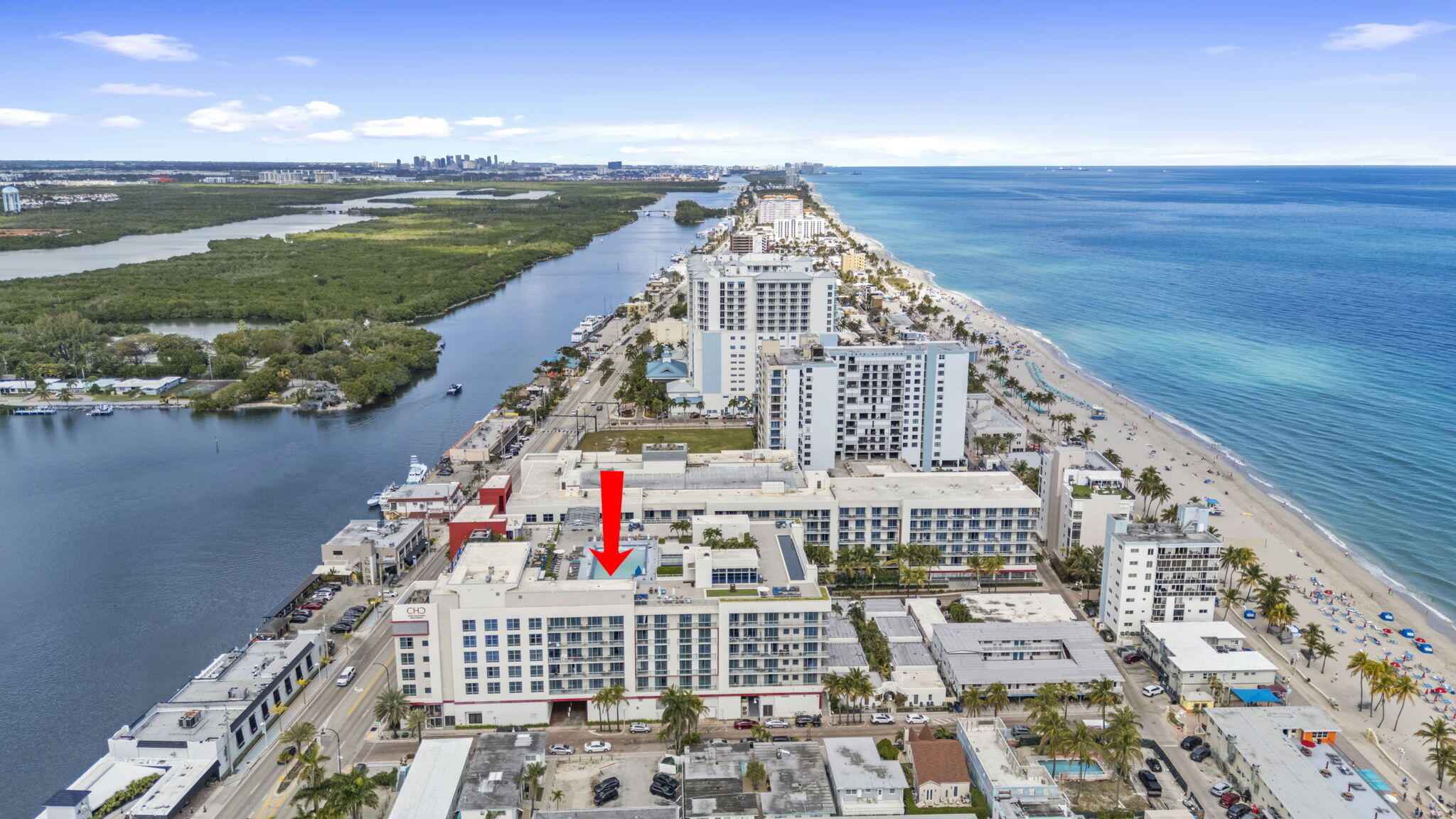 COSTA HOLLYWOOD CONDO - Residential