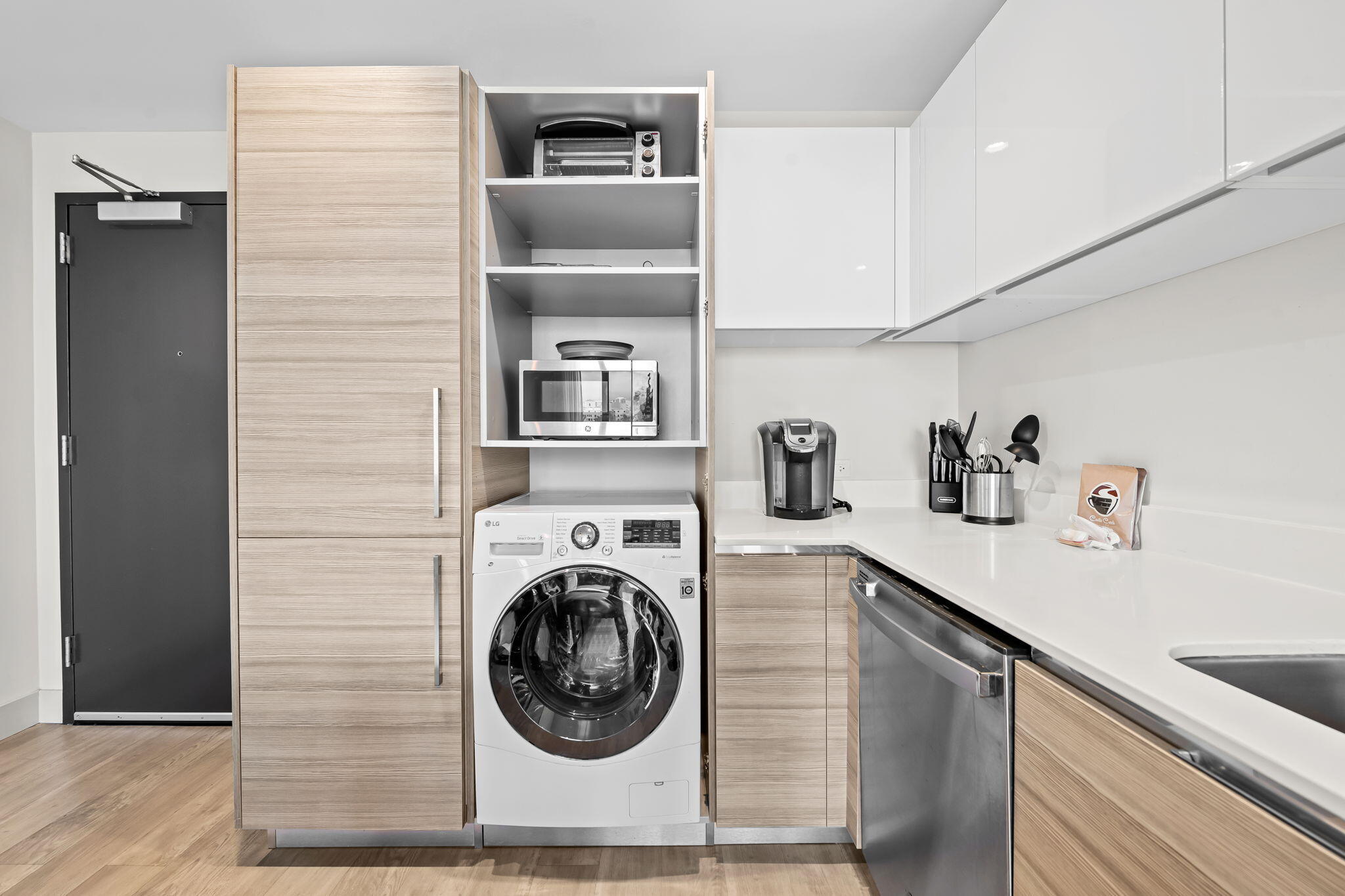 777 N Ocean Drive N407