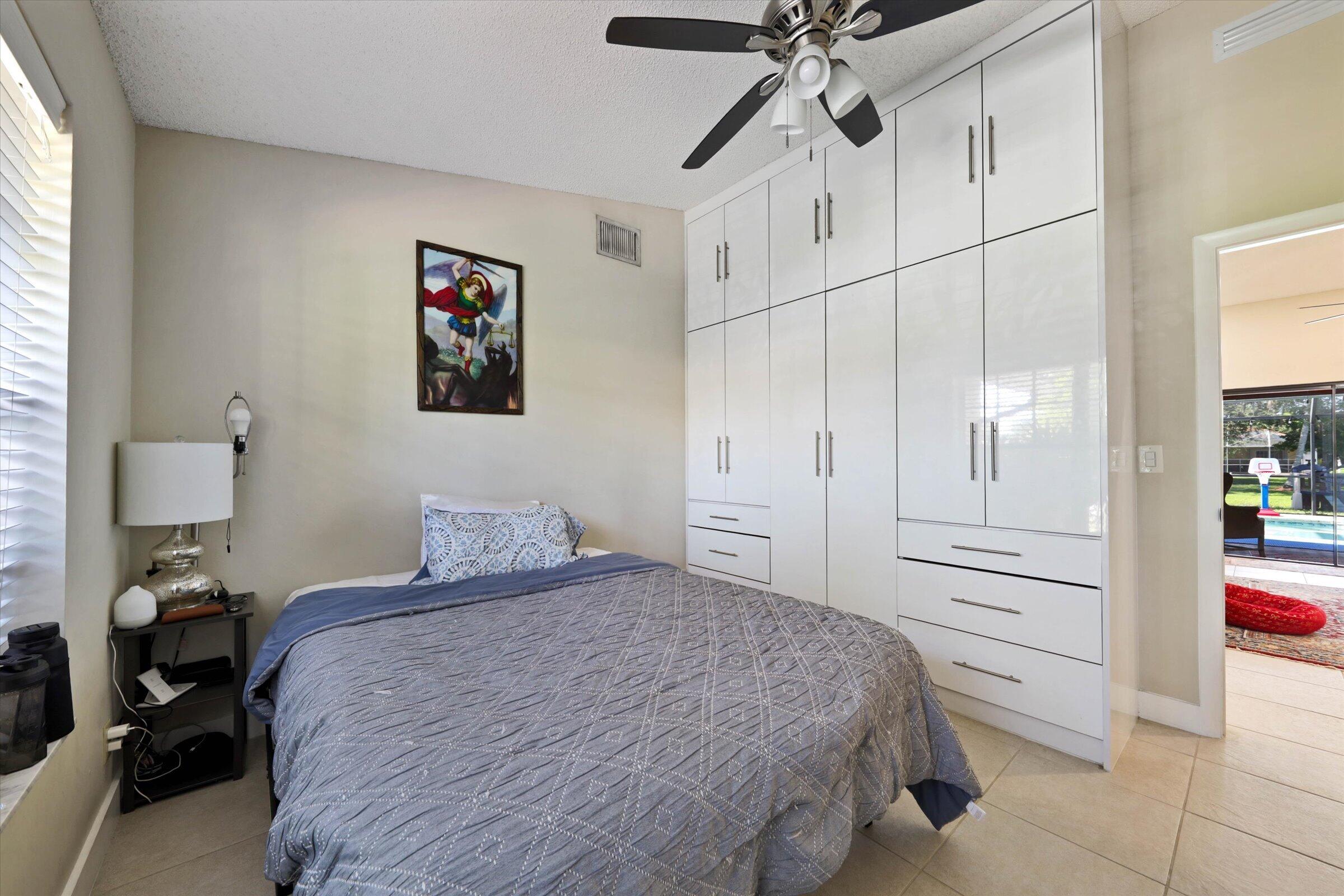 PINE LANDING - Residential Lease